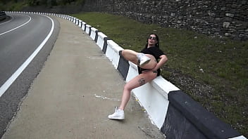 Preview 2 of Apple 2 Sex 2018 - Bella Fisting on the street