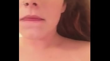 Preview 1 of Tauch Bas - The girl likes it