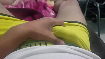 Preview 1 of Hq Hot Mom - Una venida nocturna