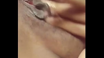 Preview 3 of Amateur Thongamat - Soft wet pussy girl Fucking her self hard