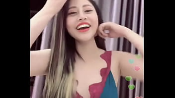 Preview 2 of Phim Sex U45 Hoi Xuan - Idol Uplive show h&agrave_ng