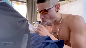 Preview 2 of Wwxxxcom Video - Tomando leite do amigo h&eacute_tero. - Free