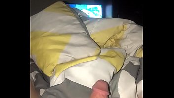 Preview 1 of Young Dutaer And Son Pron Mom - Best handy exploads his load
