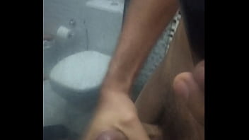 Preview 3 of Yang Sex Brazzer - Pau na m&atilde_o,  gozada certa