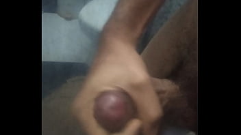 Preview 4 of Yang Sex Brazzer - Pau na m&atilde_o,  gozada certa
