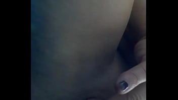Preview 4 of Sleepy Sis Pressing Boobs - Petit plaisir en voiture