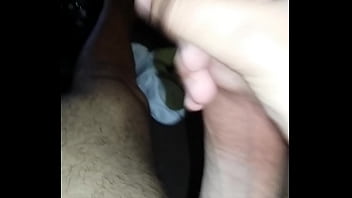 Preview 4 of Ua Khalif - pau gostoso assistindo um porno e batendo uma punheta deliciosa