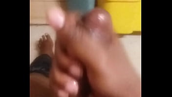 Preview 1 of Pidio Bokep Pemaksaan Ibu Hamil - Young stud jerks his fat cock