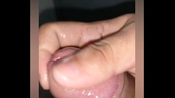 Preview 2 of German Onlines Korean - Que tal mi novio?