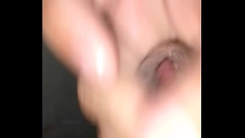 Preview 3 of German Onlines Korean - Que tal mi novio?