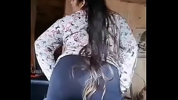 Preview 3 of Rambo Xxx Hd - Gordita moviendo el culo