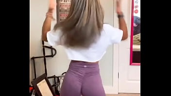 Preview 4 of Kylie Jenner Fucking - Thicc bitch dancing