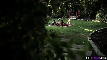 Preview 1 of Mariane Amaral - Get ready to see an epic 3some with this MILF India Summers and teen Whitney Wright as they shared with a meaty dick that ends in a messy cum facial.