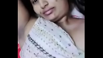 Preview 2 of Xxx Vedio Brazzel Mom Fok - Swathi naidu sexy selfie body show on bed