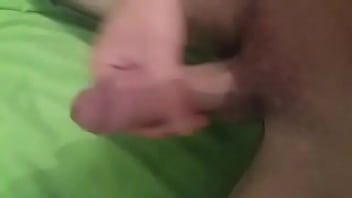 Preview 1 of Brother Rape Sister Vintage - Novinho Bh batendo punheta