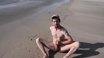 Preview 3 of Saudi Rape Pinay Rowena Video - Wank and cum on the beach