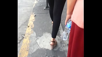 Preview 3 of Cuba Group Porn - Culito en la calle