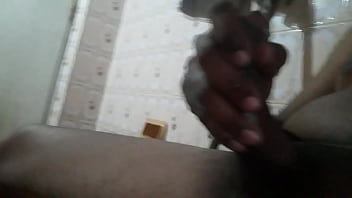 Preview 4 of Hindi Xxy Bf Movi - Tocando uma bronha