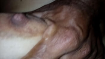 Preview 4 of Bee Cummings - Kkkkk cumi outra vez