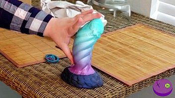 Preview 2 of Www Xuxxcom - Twin Tail Creations UNBOXING   first impressions: Cortez the Anthro Avian