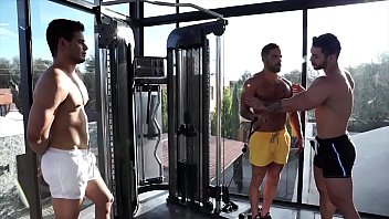 Preview 1 of Bigtit Blond 2 Of 4 - Orgia Bareback com Rico Marlon,  Allen King,  Arad Winwin &amp_ Edji Da Silva