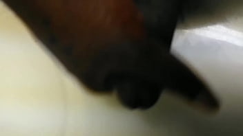Preview 2 of Beegcom In New - Letting one out