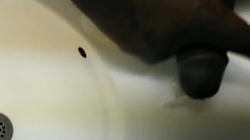 Preview 3 of Beegcom In New - Letting one out