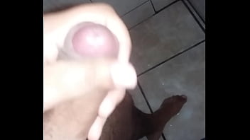 Preview 4 of Ant Insect - Tomando banho