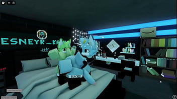 Preview 3 of Momsexhungry - Roblox furry bailo moviendo su pene...( MX RLN )