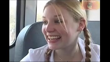 Preview 1 of Luna Star Lesbiam - hermosas c. atrapadas por el profesor terminan cogiendo en el bus escolar