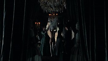 Preview 1 of El Hijo De Mi Sobrina - Kirsten Dunst naked and having sex - Marie Antoinette (2006)