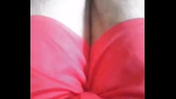 Preview 3 of Xxxcomhende Viedo - Leonardo Rodrigues - Malhando Pernas com Short Vermelho