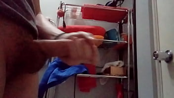 Preview 1 of Kanika Kapoor Porn Oily - Pendejo muestra la pija