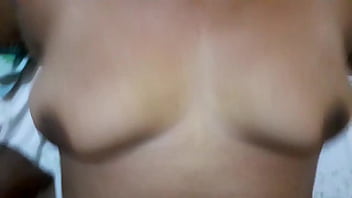 Preview 3 of Mom And Son Sex Videeshd - Reci&eacute_n rasurada la chiquita rica