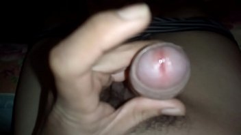 Preview 3 of Les Biyh - I&#039_m masturbating