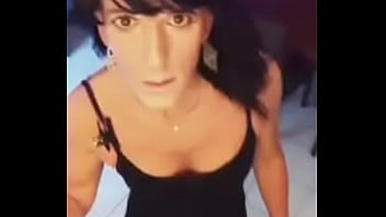 Preview 2 of Foren Objects Big In My Pussy - Who wants to have fun with me??