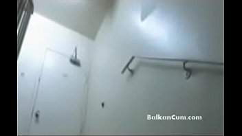 Preview 2 of Sleeping Xxxxx Vdo Scetry - Slatka devojka lize i pusi kitu na stepenicama - BalkanCum.com