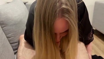 Preview 3 of English Language Xxxnx - Fucking my girlfriend on the couch!