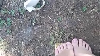 Preview 4 of Slave Female Bdsm - Compro una immagine del papa ed in un parco pubblico gli metto i piedi sporchi in faccia