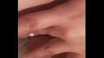 Preview 3 of Mia Lin In - Tocandome mientras llueve