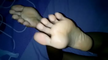 Preview 4 of Bengali Bu - Latin feet