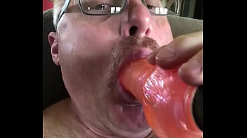 Preview 3 of Erste Mal Anal Russian - fag andy beck sucking dildo
