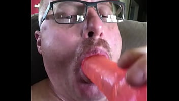 Preview 4 of Erste Mal Anal Russian - fag andy beck sucking dildo