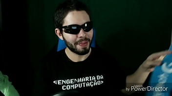 Preview 1 of Xxx Com 3gd - Stremer deixa a sua biluga dura depois de muito tempo