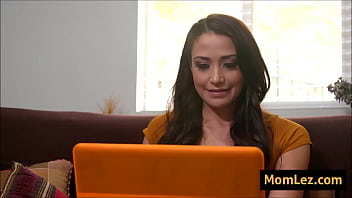 Preview 1 of Htet Htet Moe Oo Porn - step Daughter finds stepMom on Tinder
