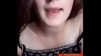 Preview 4 of Xxx Tagalog Movies - Em g&aacute_i show h&agrave_ng Uplive,  chọt khe