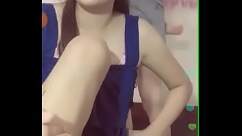 Preview 1 of Ant Fuck Lovely - [ Uplive show ] Em g&aacute_i xinh đằng sau lộ h&agrave_ng từ a đến z d&agrave_nh cho th&aacute_nh soi 18