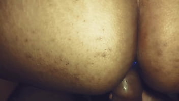 Preview 3 of Milf Facesitting - Morena es follada mientras tiene dildo en el culo esperando su rico anal.