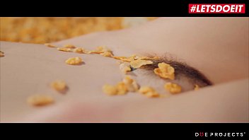 Preview 4 of Bokep Polwan Indonesia - LETSDOEIT - Caomei Bala Erotic Morning Breakfast