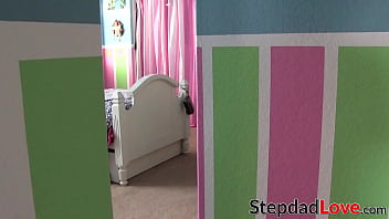 Preview 1 of Hires Xxx Hd Video Com - Thick ass stepdaughter bends over for stepdaddys big dick